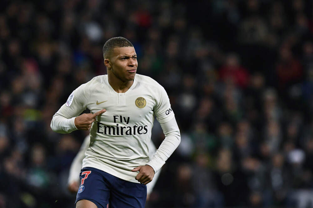 打得挺好！凯肖恩·乔治39分钟16中10砍28分7板7助 其中三分7中3